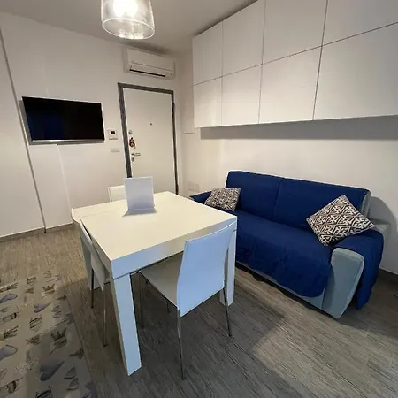 Pm 10 Via Joan Miro Appartement